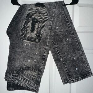 RUE 21 DISTRESSED JEANS SIZE 32/32